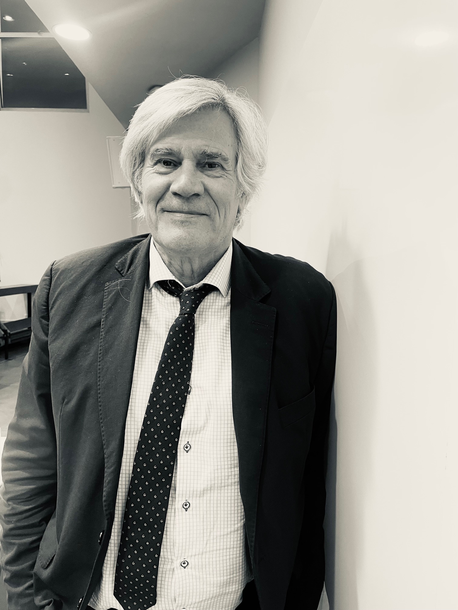 Image de l'article Stéphane Le Foll, LE GEANT ROSE