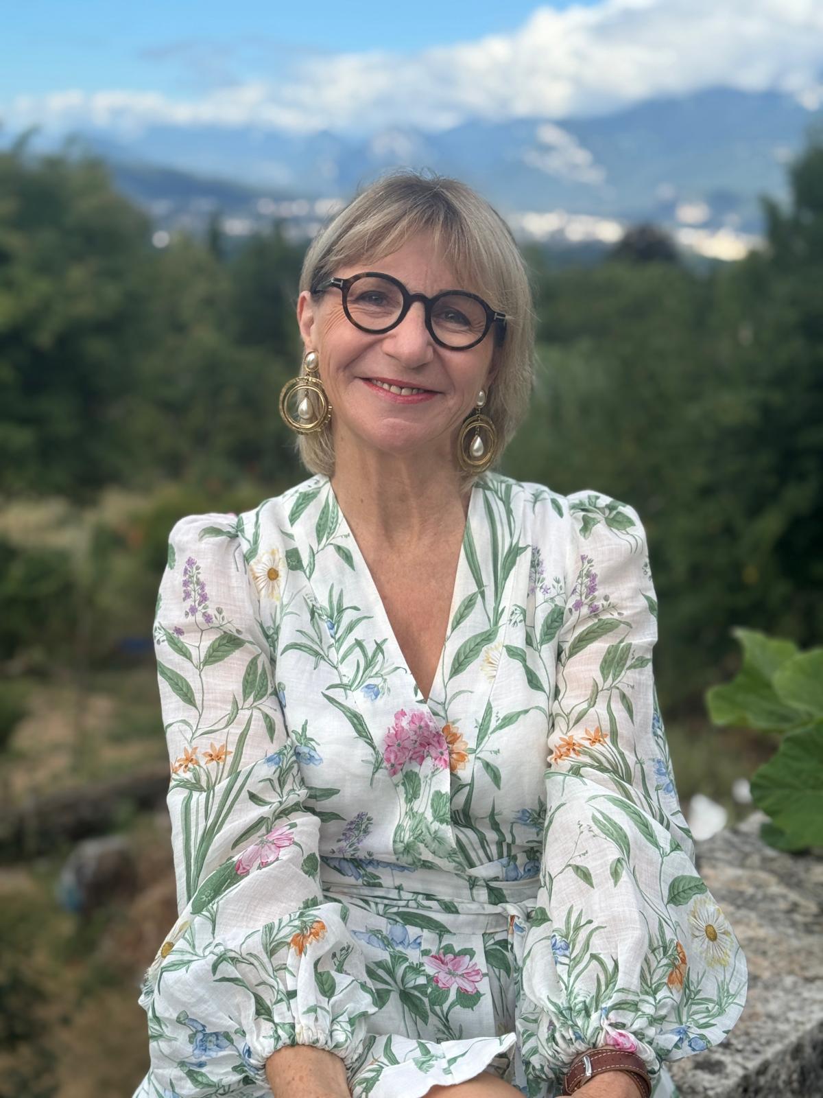 Image de l'article JOËLLE HOURS: RENDRE POSSIBLE CE QUI EST NÉCESSAIRE.